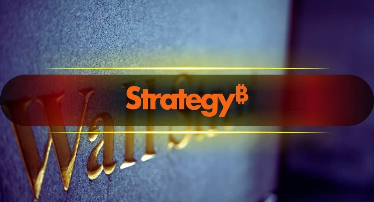 Strategy Stays Put on Bitcoin but Sells a Massive 3.46 Million Shares