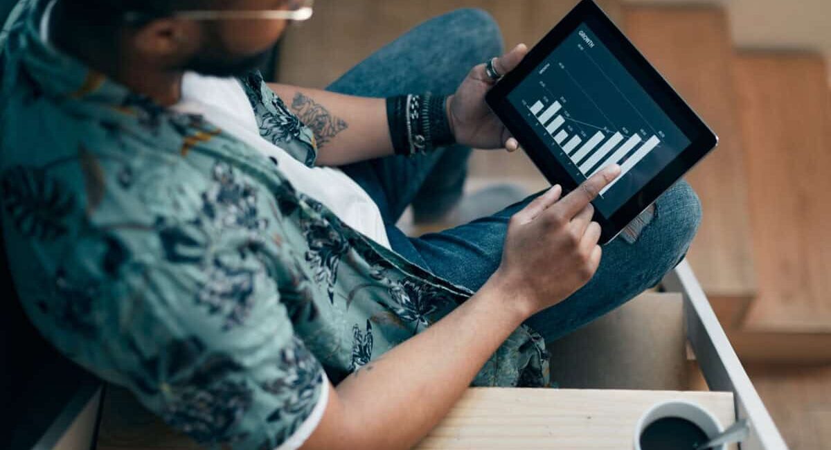Brokerage Account Basics: What Canadian Beginners Should Look For